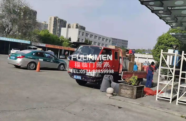 注意了：最近會夢到搬家公司是福是禍？